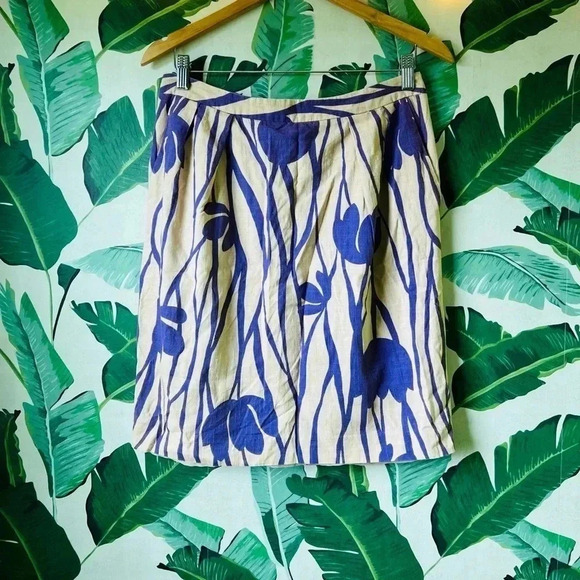 Attention Floral Tulip Print Pencil Skirt Size 8 purple tan - Picture 1 of 4